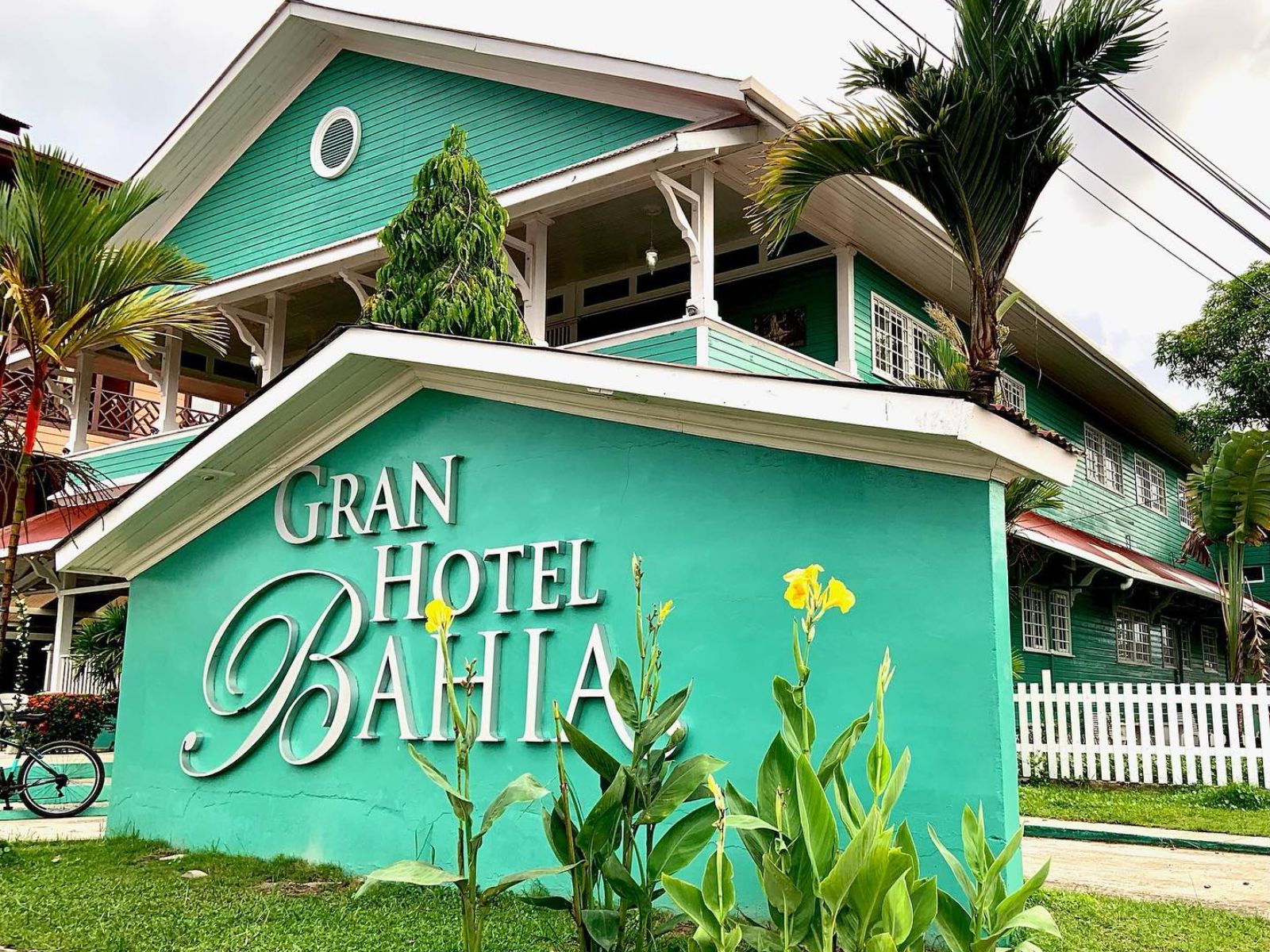 Rondreis Panama, Bocas del Toro, Gran Bahía Hotel, vooraanzicht hotel