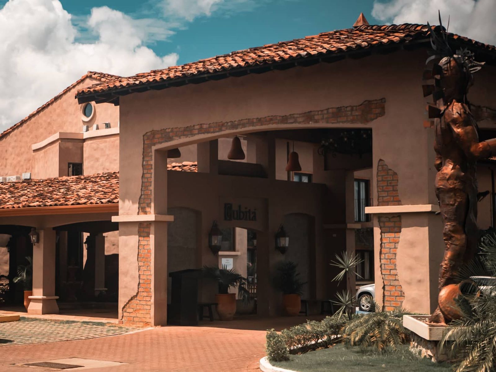 Rondreis Panama, Chitre, Hotel Cubitá Boutique Resort & Spa, buitenaanzicht hotel