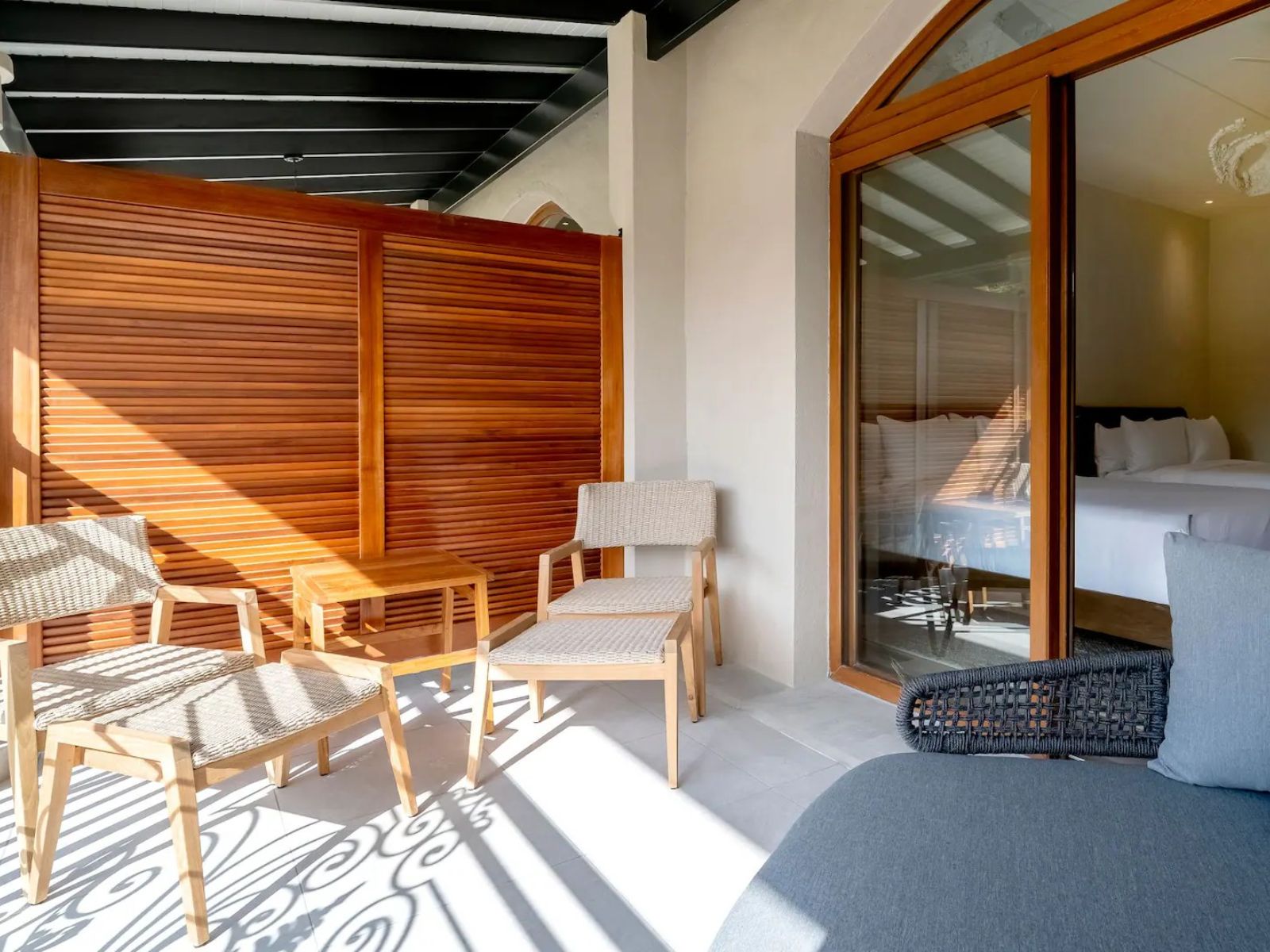Rondreis Panama, El Valle de Antón, La Compañía El Valle, balkon