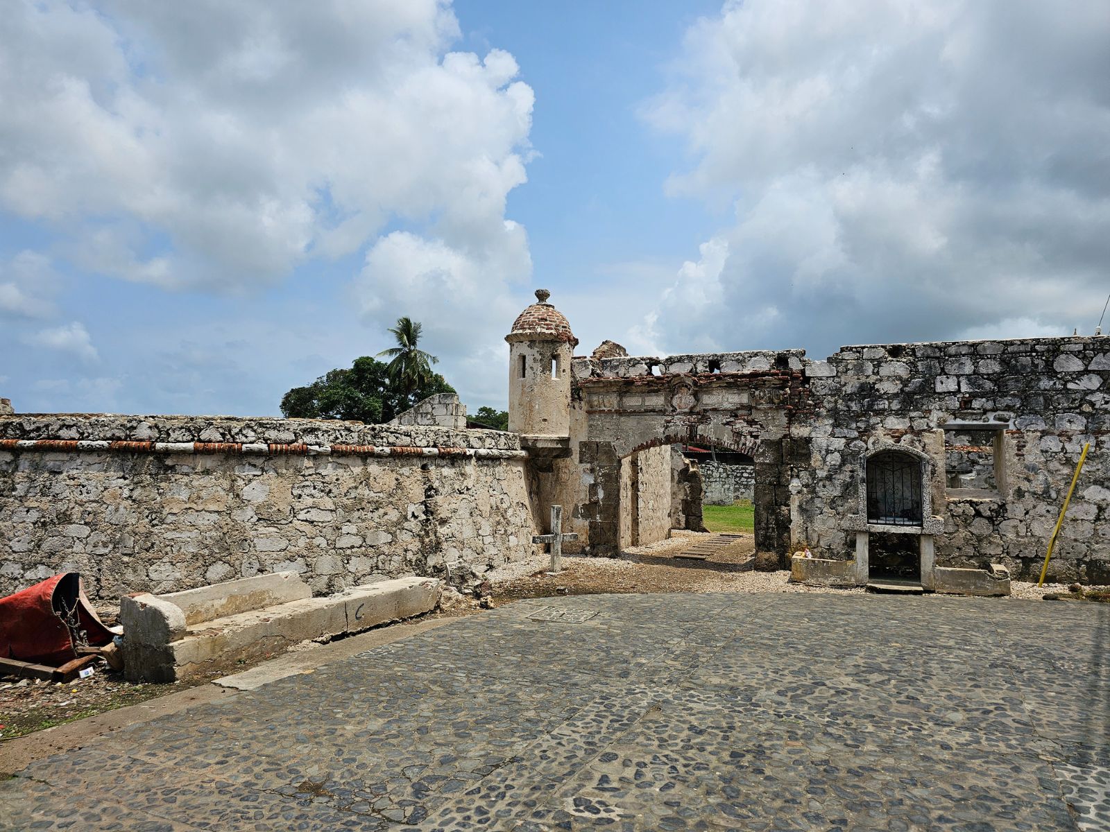 Rondreis Panama, Portobelo, ruÏnes van het fort
