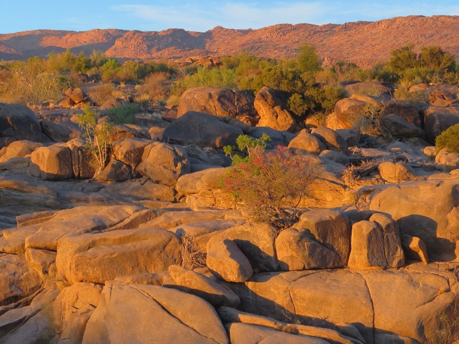 Rondreis Zuid-Afrika, Augrabies Falls NP, stenen en gebergte