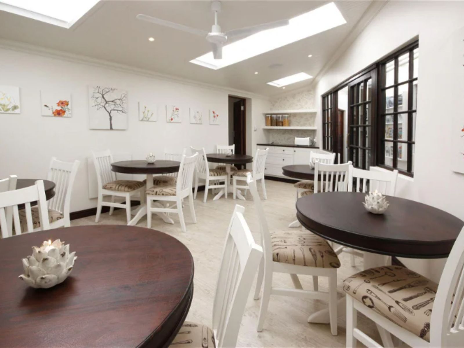 Rondreis Zuid-Afrika, Hermanus, The Pottingshed, eetzaal