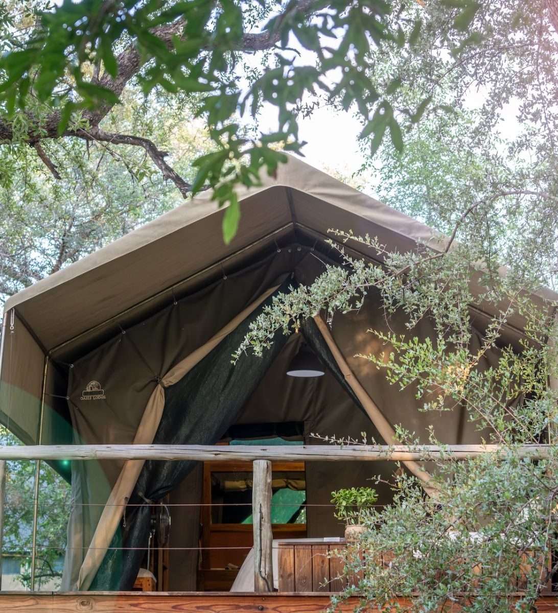 Rondreis Zuid-Afrika, Hoedspruit, Rukyia Safari Lodge, buitenaanzicht lodge
