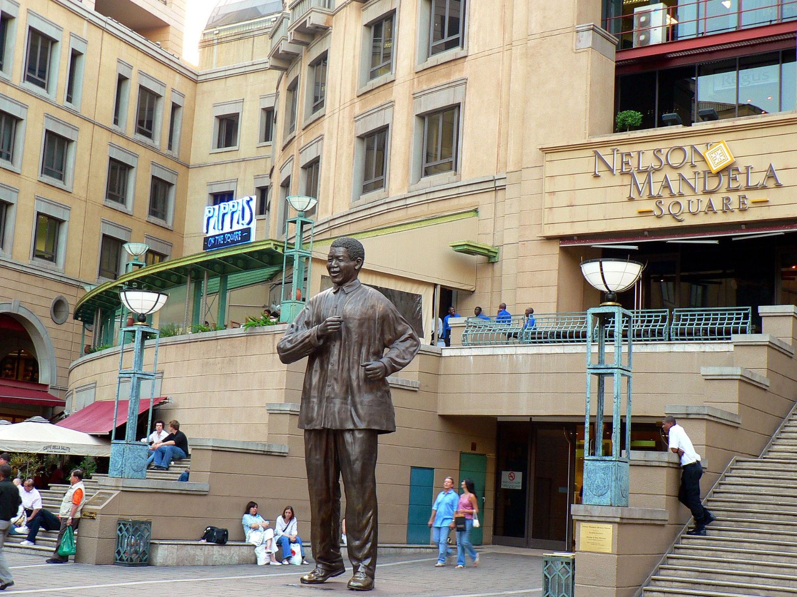 Rondreis Zuid- Afrika, Johannesburg Nelson Mandela Square