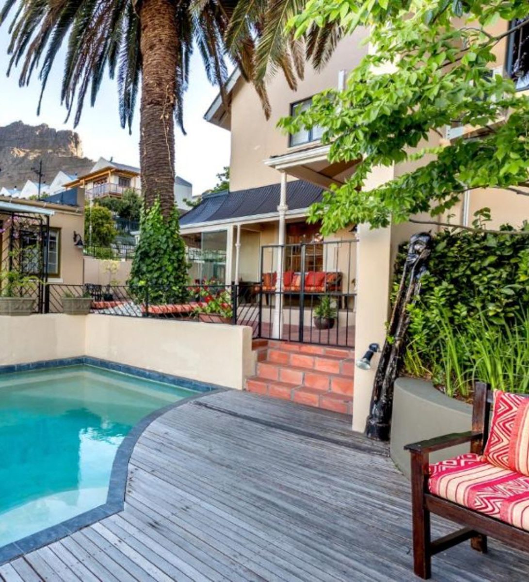 Rondreis Zuid-Afrika, Kaapstad, Rosedene Guest House, zwembad