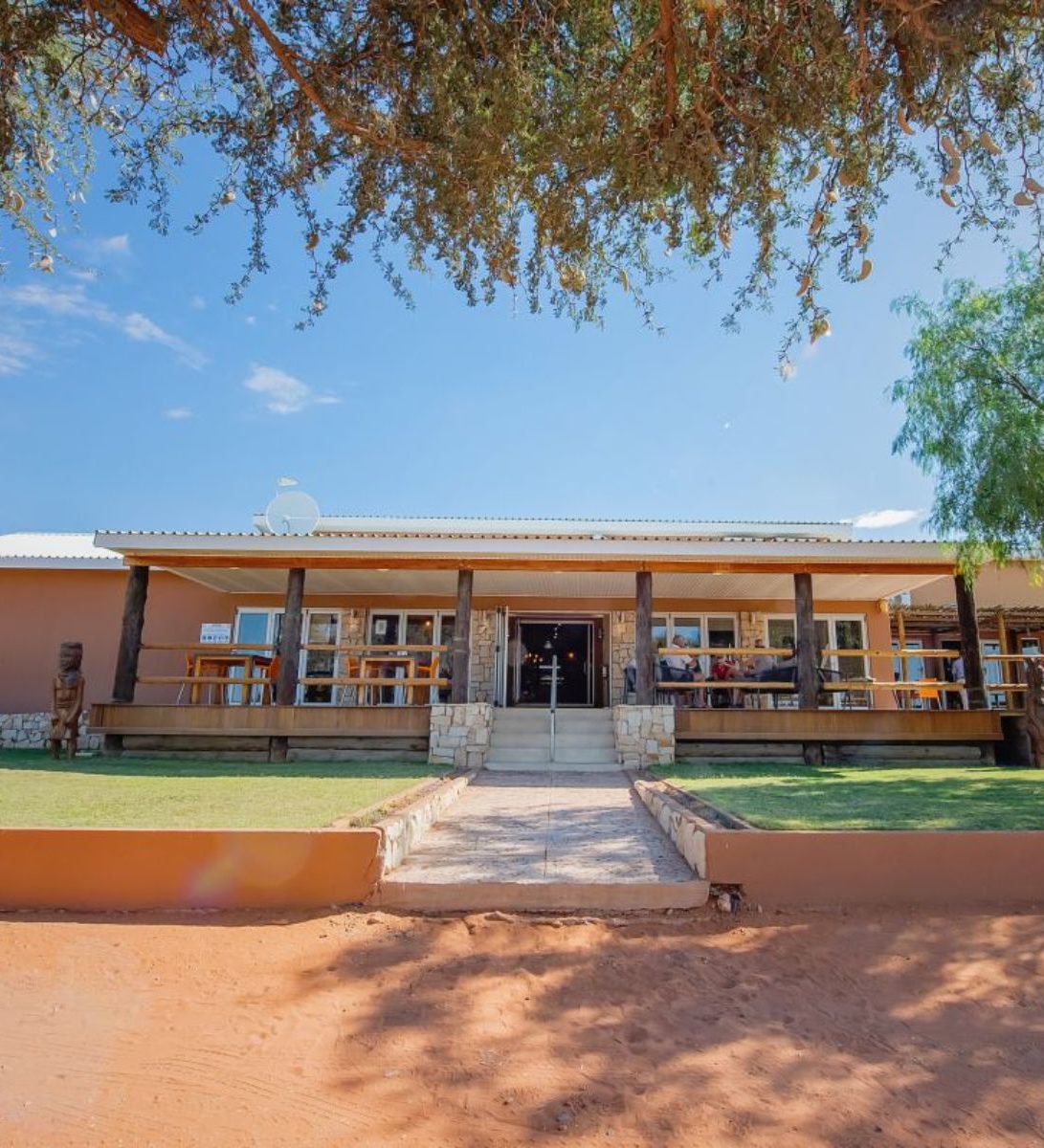 Rondreis Zuid-Afrika, Kgalagadi , Kgalagadi Lifestyle Lodge, buitenaanzicht