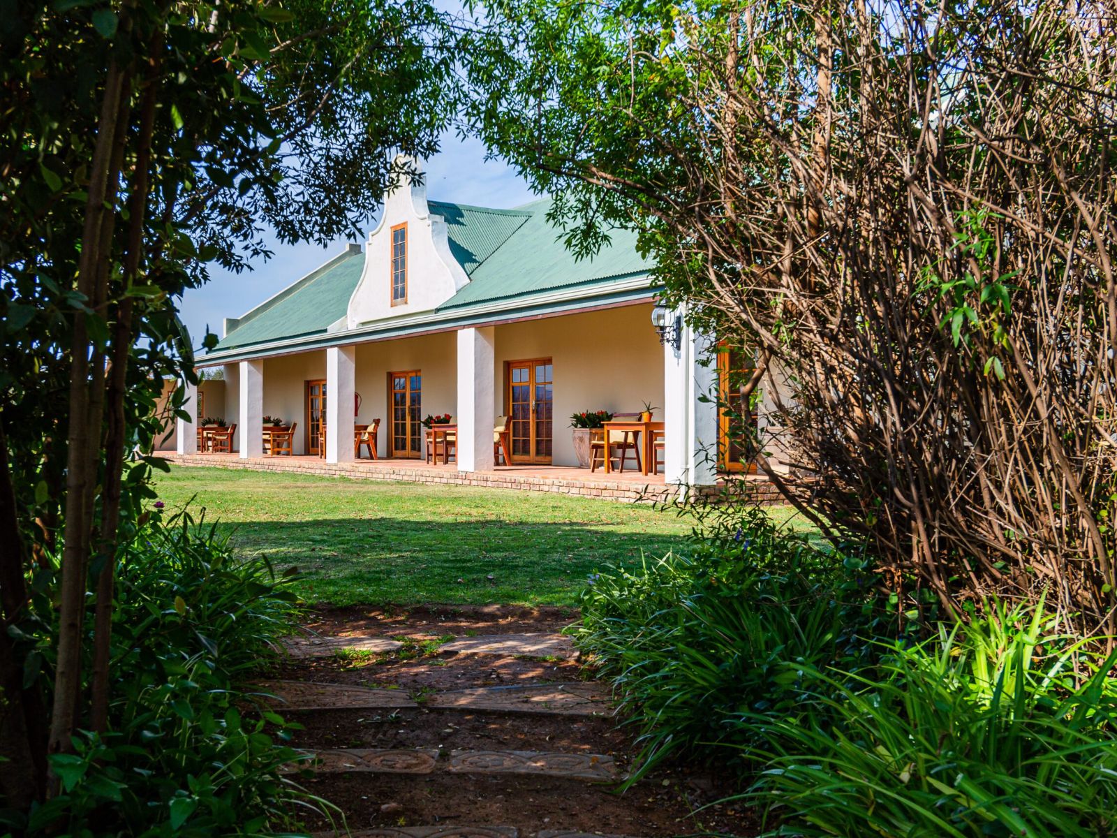 Rondreis Zuid-Afrika, Oudtshoorn, Mooiplaats Guest House, buitenaanzicht