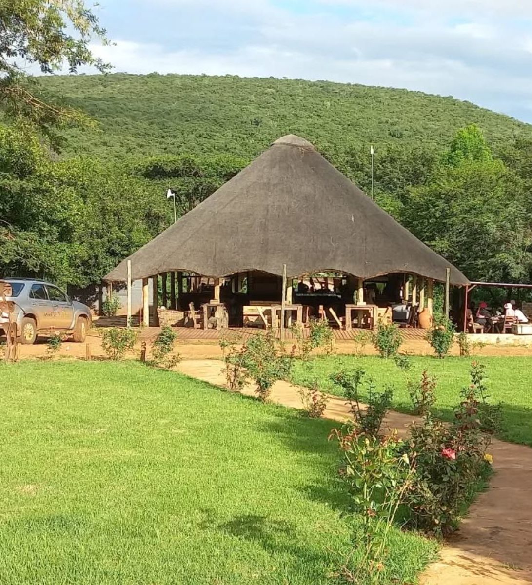 Rondreis Zuid- Afrika, Soutpansberg, Madi-a-Thava Mountain Lodge, buitenaanzicht