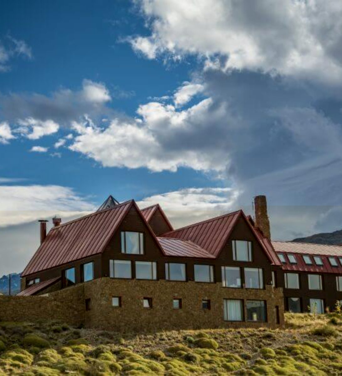 Rondreis Argentinië, El Chalten, Los Cerros Boutique hotel, buitenaanzicht hotel