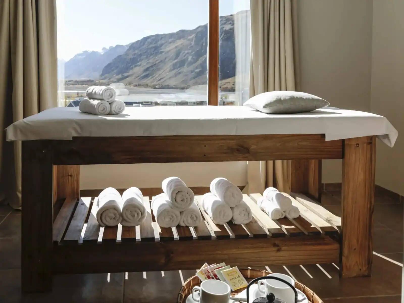 Rondreis Argentinië, El Chalten, Los Cerros Boutique hotel, massagetafel