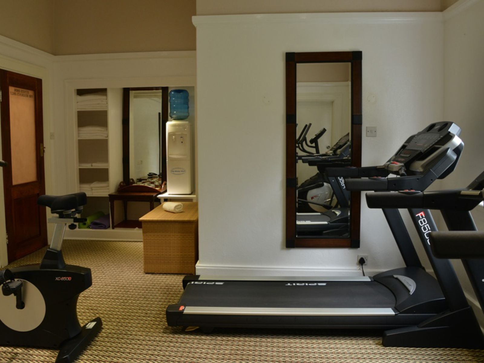 Rondreis Botswana, Vic Falls, Victoria Falls Hotel, fitnessruimte
