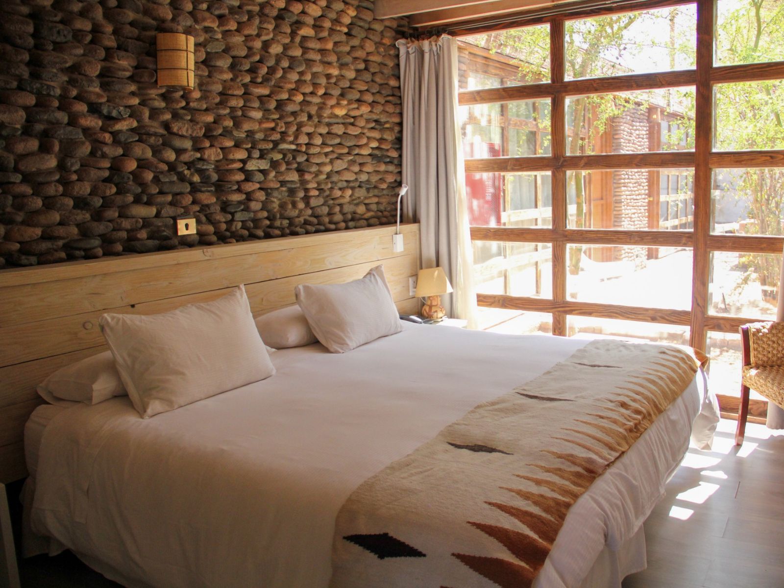 Rondreis Chili, San Pedro de Atacama, Terrantai Lodge, tweepersoonsbed