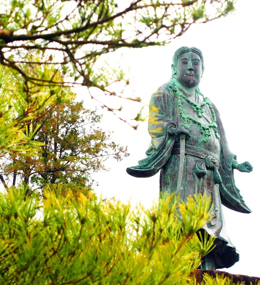Rondreis Japan, Kanazawa, Standbeeld Yamato Takeru