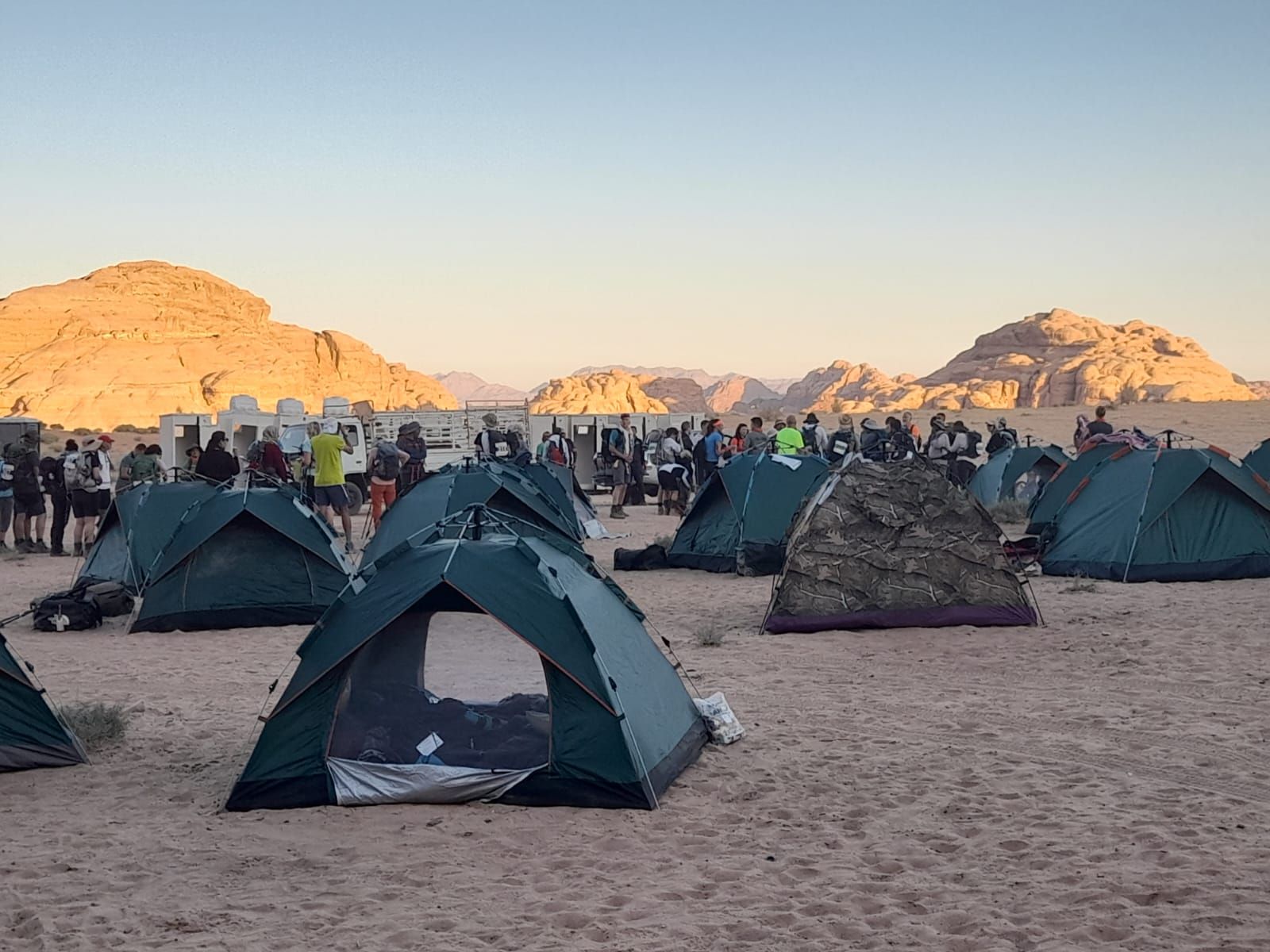 Rondreis Jordanie, Wadi Rum, Wildkamperen, foto tent