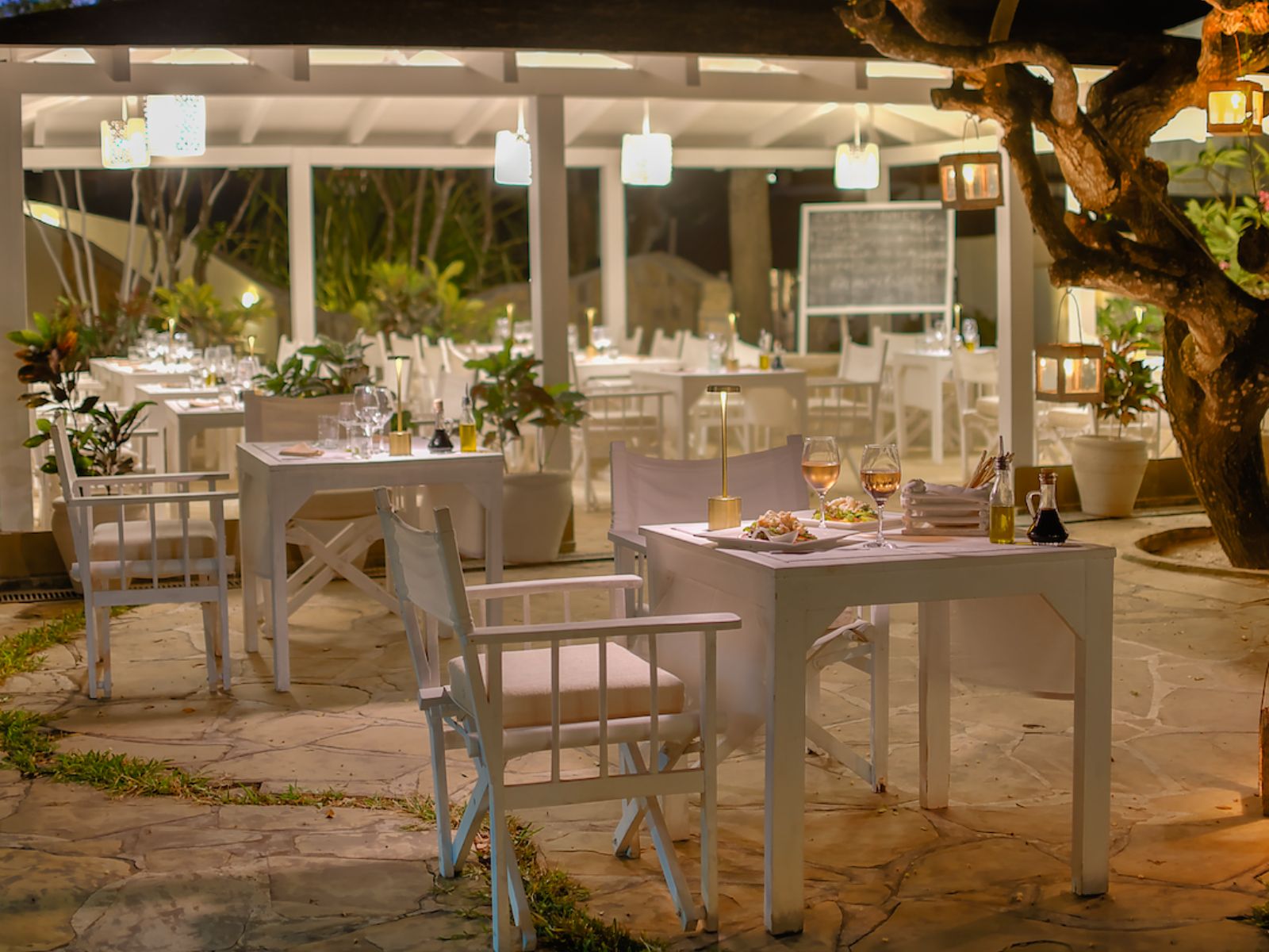 Rondreis Kenia, Watamu, Kobe Suite Resort, eetruimte