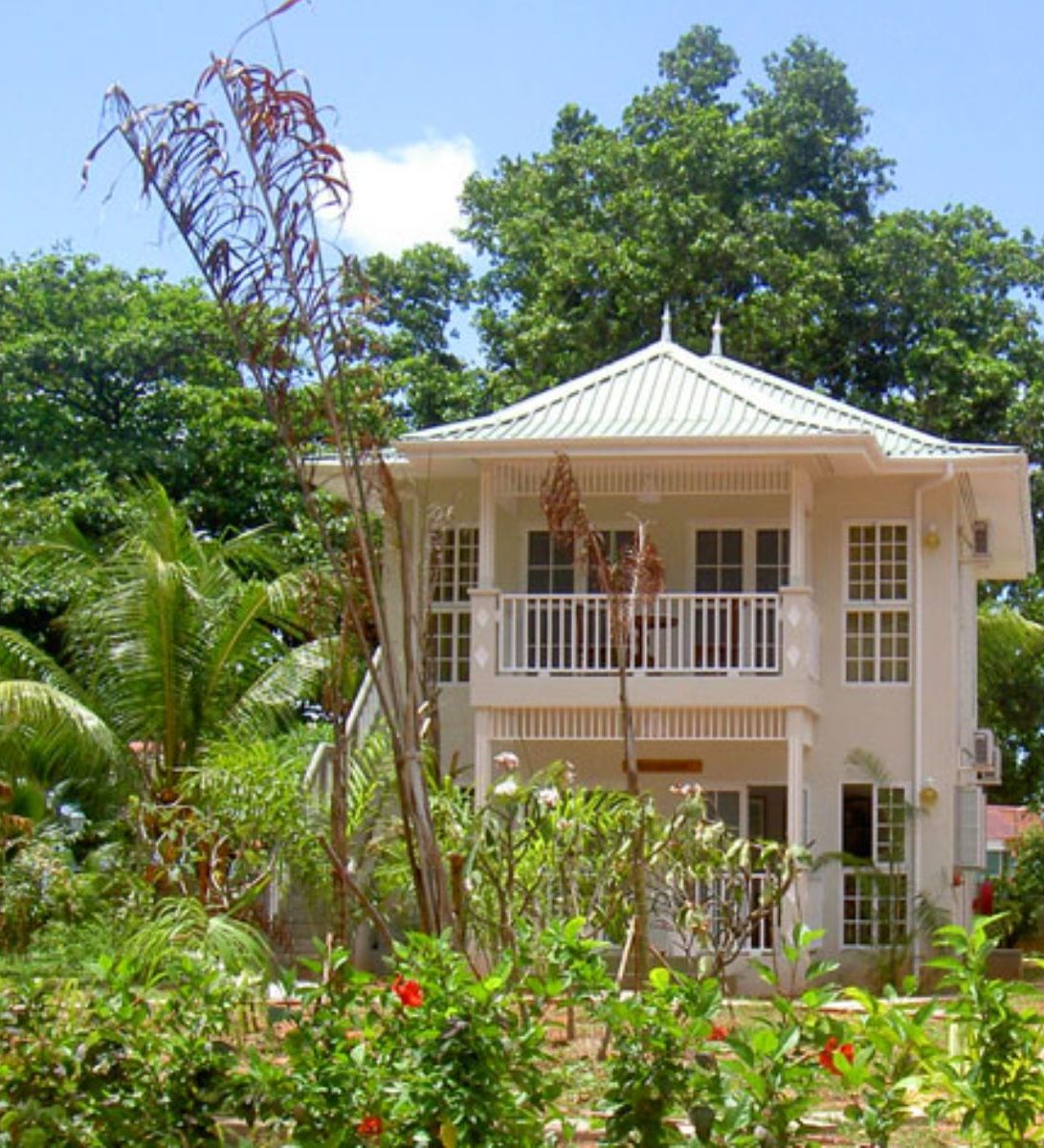 Rondreis Seychellen, Mahé, Bord Mer Villa, buitenaanzicht villa