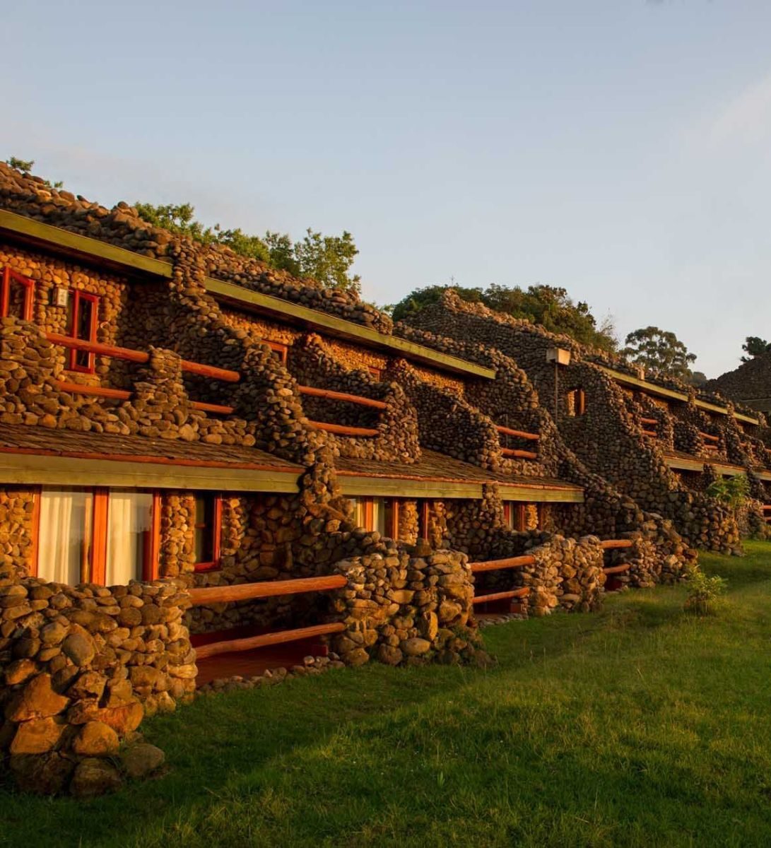 Rondreis Tanzania, Ngorongoro, Serena Ngorongoro Crater, buitenaanzicht