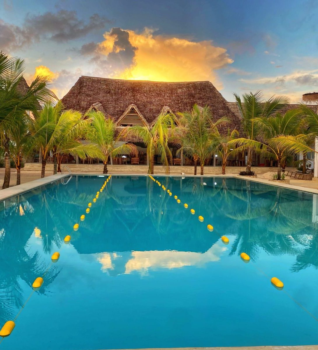 Rondreis Tanzania, Zanzibar, Infinity Beach Boutique, zwembad