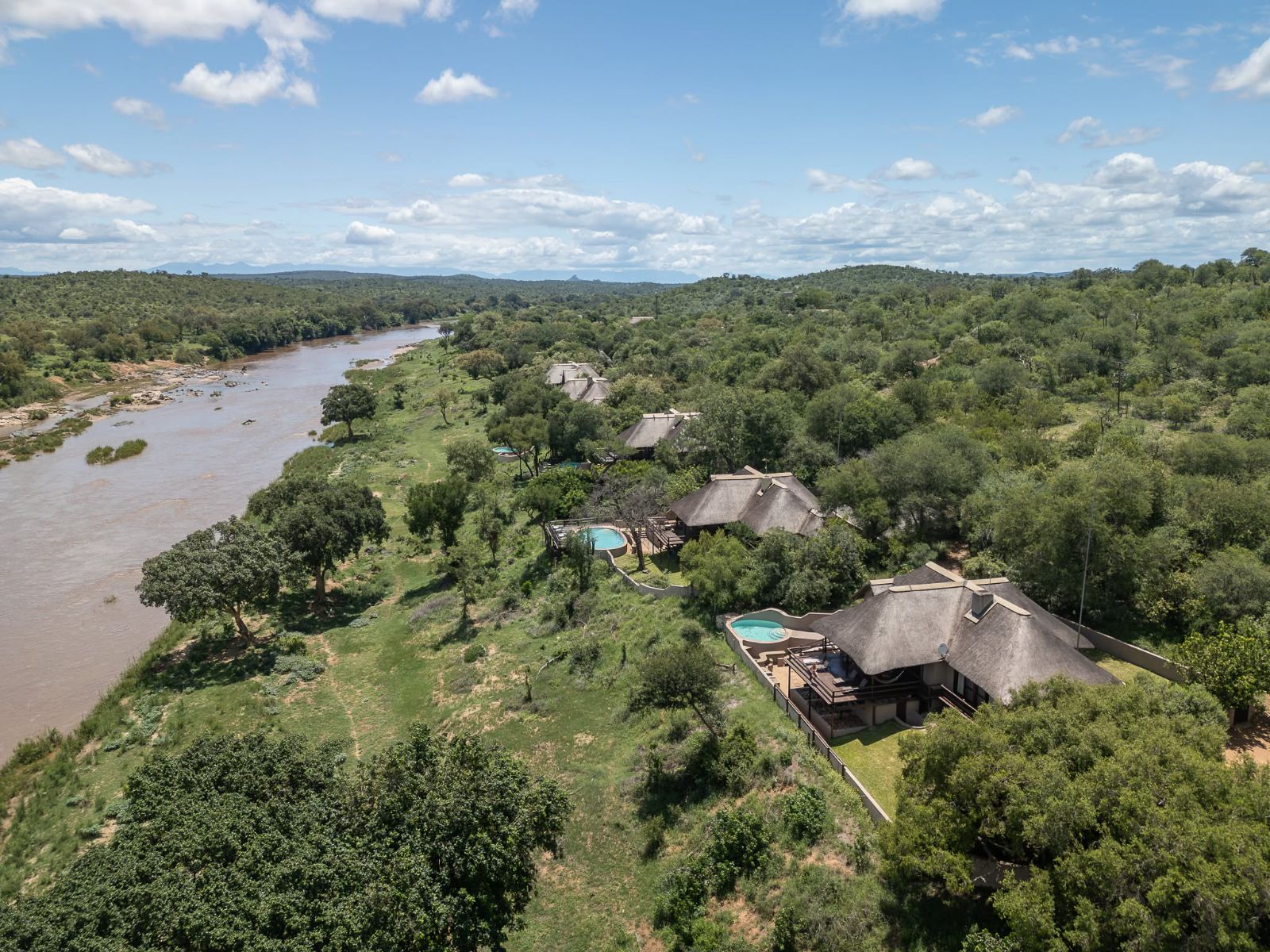Rondreis Zuid-Afrika, Balule Game Reserve, Nyati Game Lodge, bovenaanzicht lodge