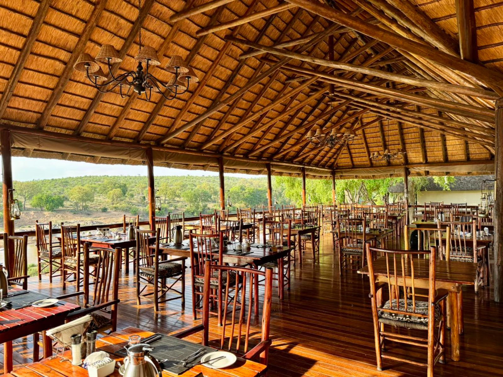 Rondreis Zuid-Afrika, Balule Game Reserve, Nyati Game Lodge, eetruimte