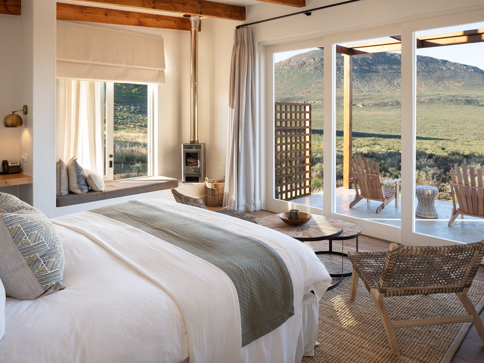 Rondreis Zuid-Afrika, Clanwilliam, Simbavati Cederberg Ridge, tweepersoonskamer met uitzicht