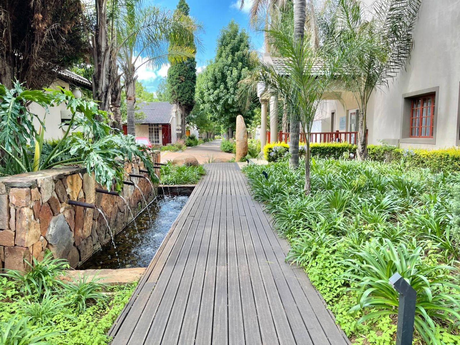 Rondreis Zuid-Afrika, Johannesburg, Birchwood Executive hotel, pad