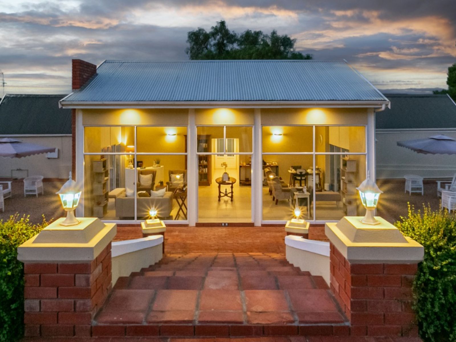 Rondreis Zuid-Afrika, Oudtshoornm, La Plume Guest House, buitenaanzicht guest house