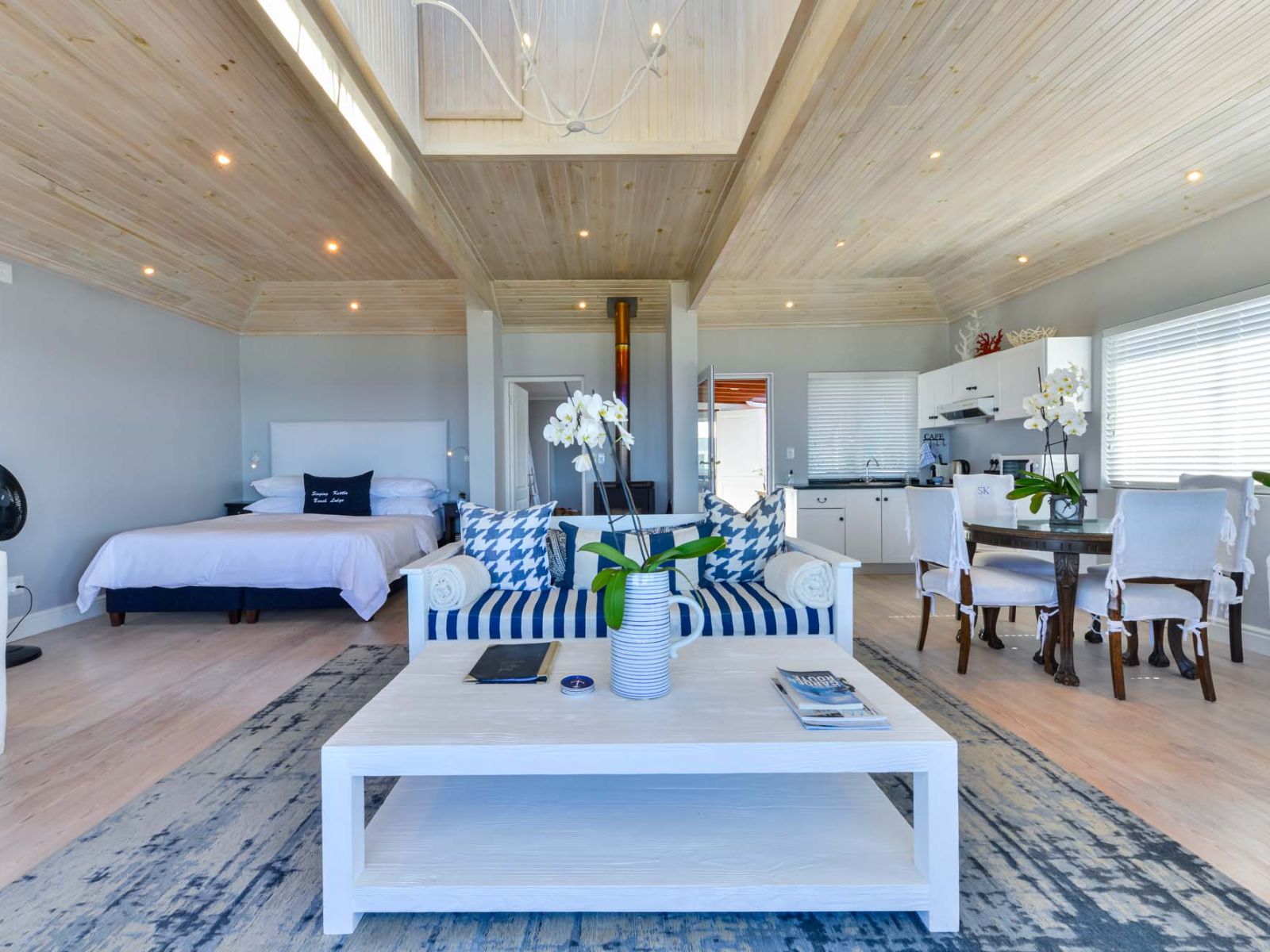 Rondreis Zuid-Afrika, Plettenberg Bay, Singing Kettle Beach Lodge, honeymoon kamer