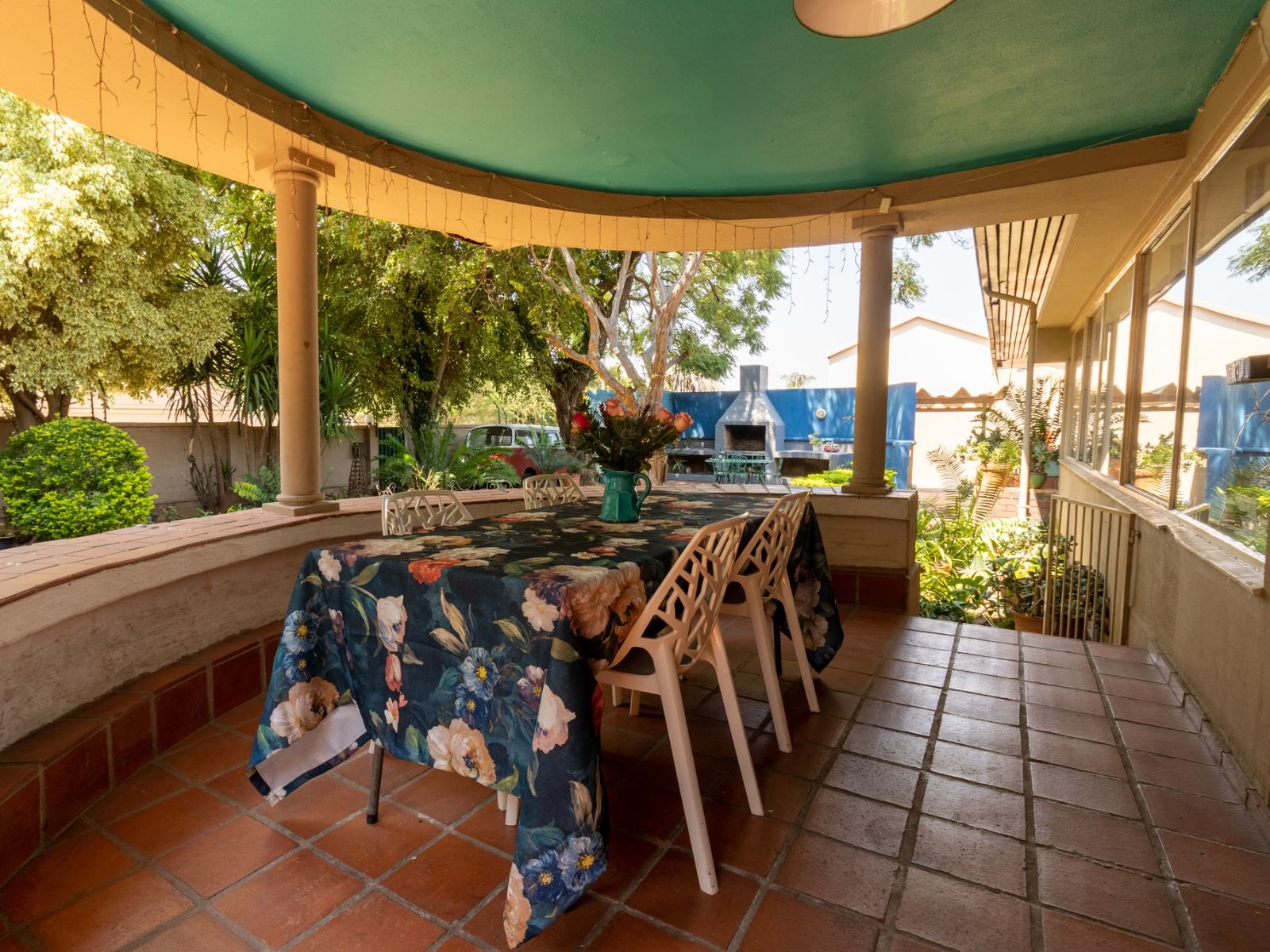 Rondreis Zuid-Afrika, Pretoria, 3 @ Marion Guesthouse, tafels