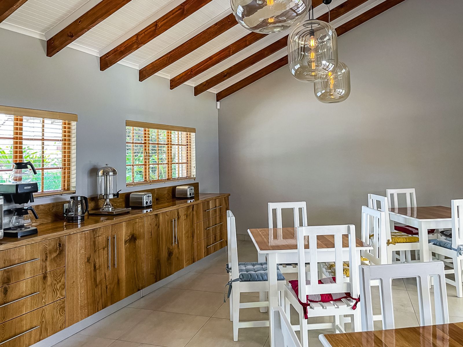 Rondreis Zuid-Afrika, St.Lucia, Rhino coast Guesthouse, eetruimte