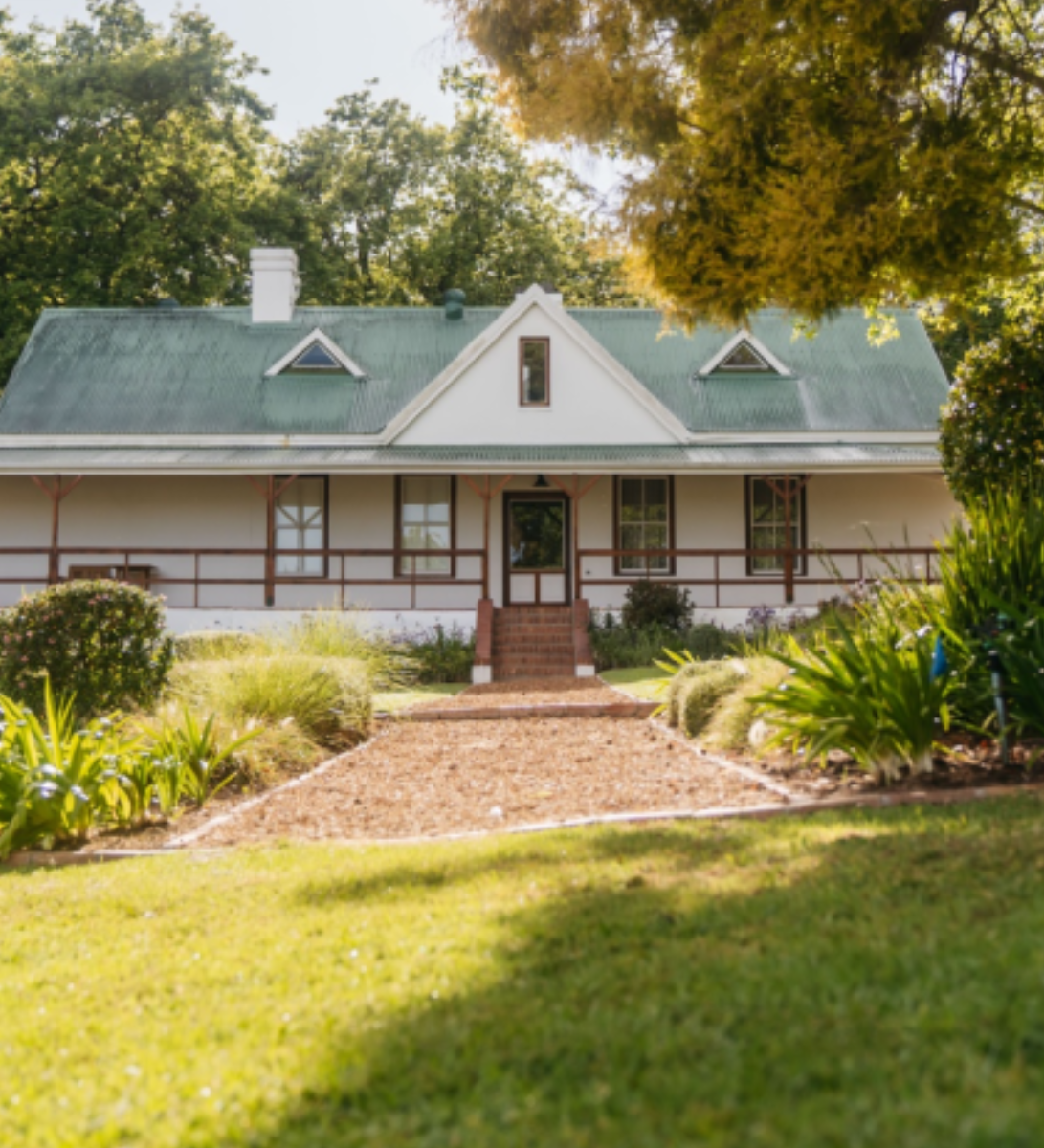 Rondreis Zuid-Afrika, Stellenbosch, Knorhoek Guesthouse, vooraanzicht guesthouse
