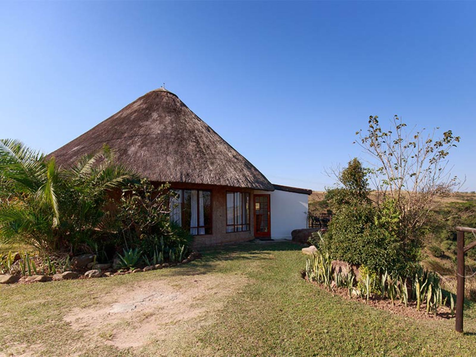 Rondreis Zuid-Afrika, Umhlanga, Rain Farm Game Lodge & Spa, buitenaanzicht lodge
