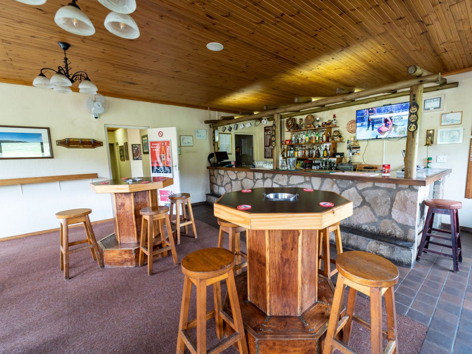 Rondreis Zuid-Afrika, Underberg, Gooderson Drakensberg Gardens, bar