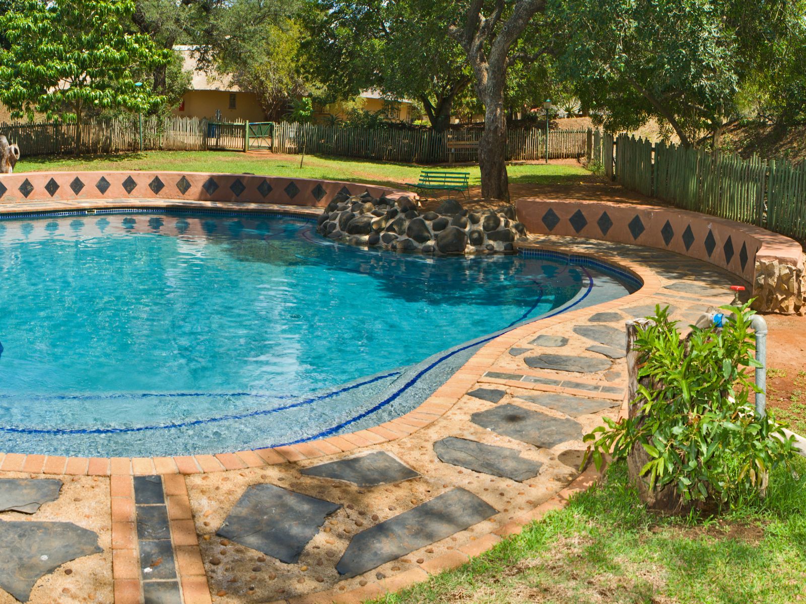 rondreis zuid afrika, kruger park, lower sabie rest camp, zwembad