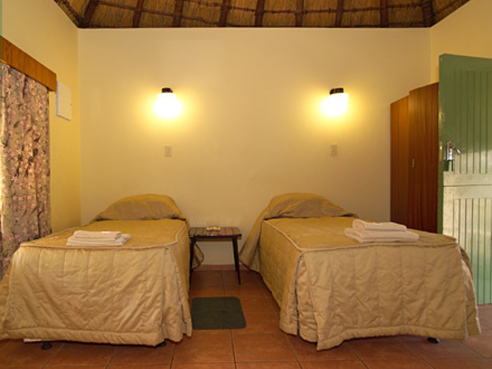 rondreis zuid afrika, kruger park, punda maria rest camp, twin kamer