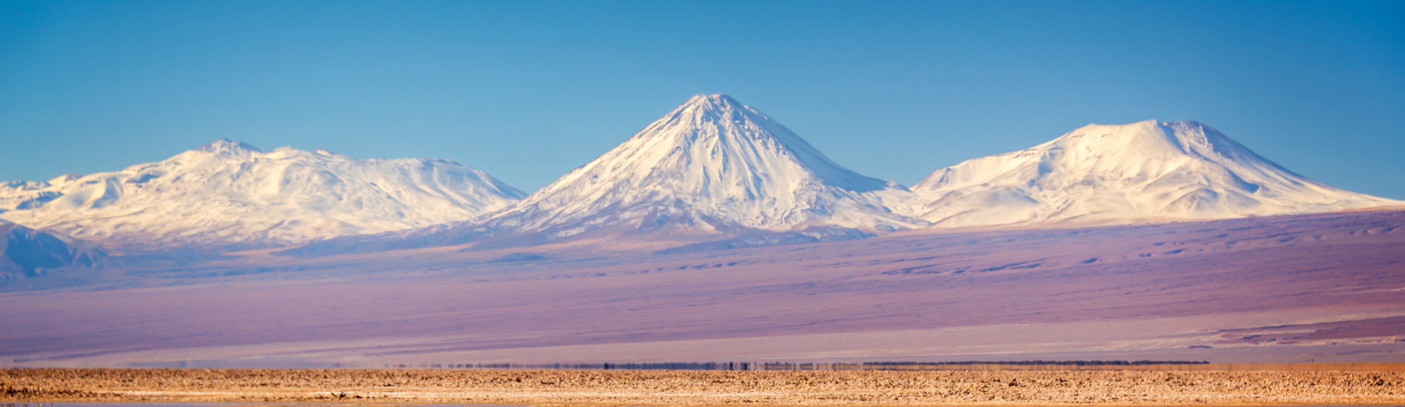 Header Chili Licancabur vulkaan in Andes gebergte