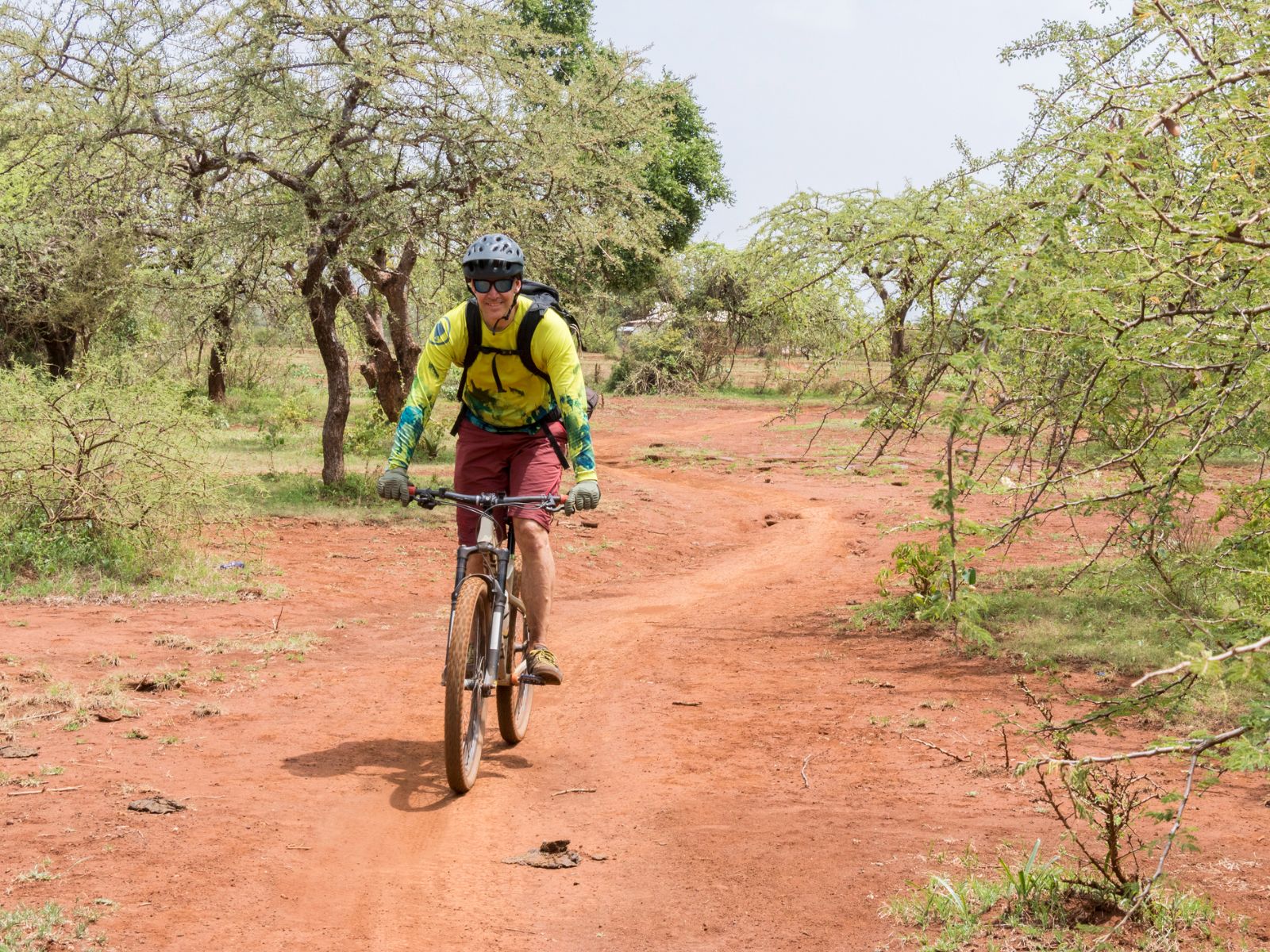 Rondreis Tanzania, mountainbiken op de savanne