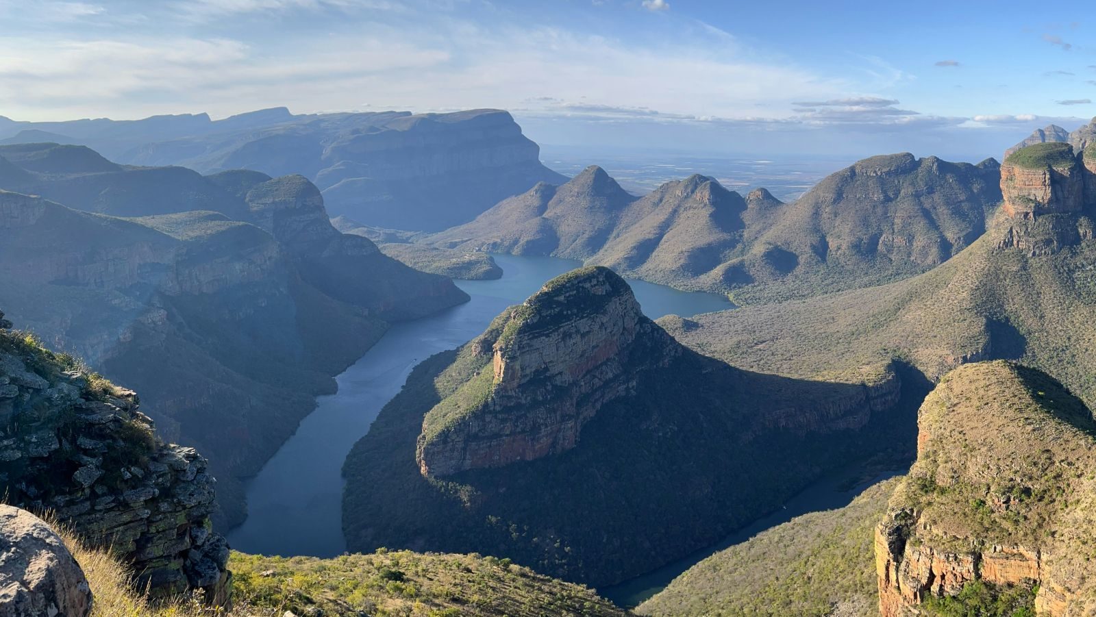 Rondreis Zuid-Afrika, Panoramaroute, Drie Rondavels viewpoint met uitzicht over Blyde River Canyon
