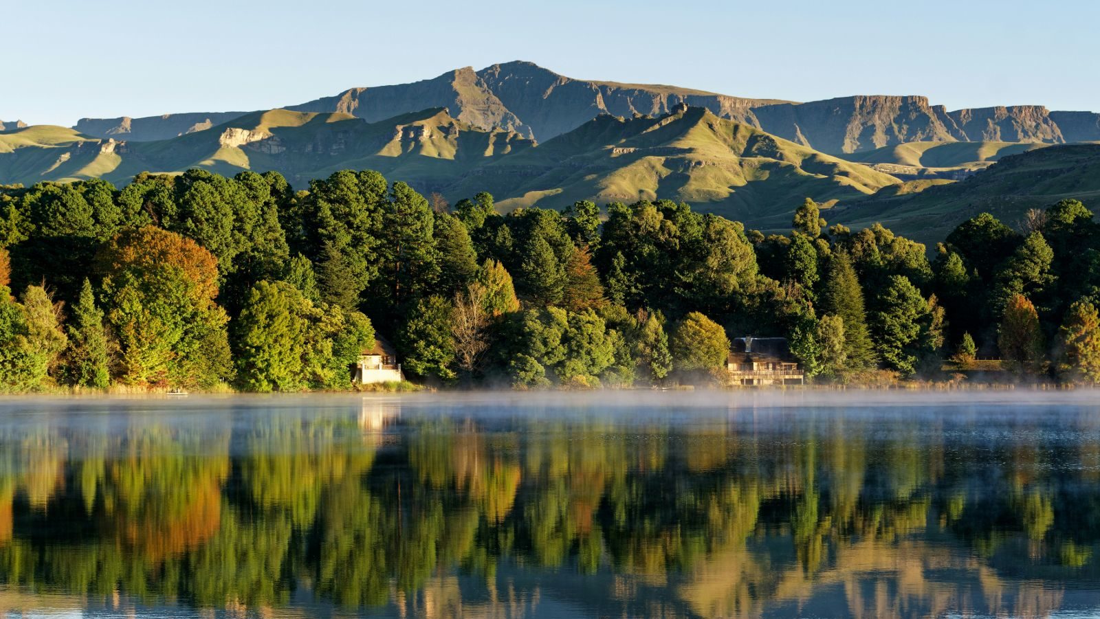 Rondreis Zuid-Afrika, Underberg, bergen met meer