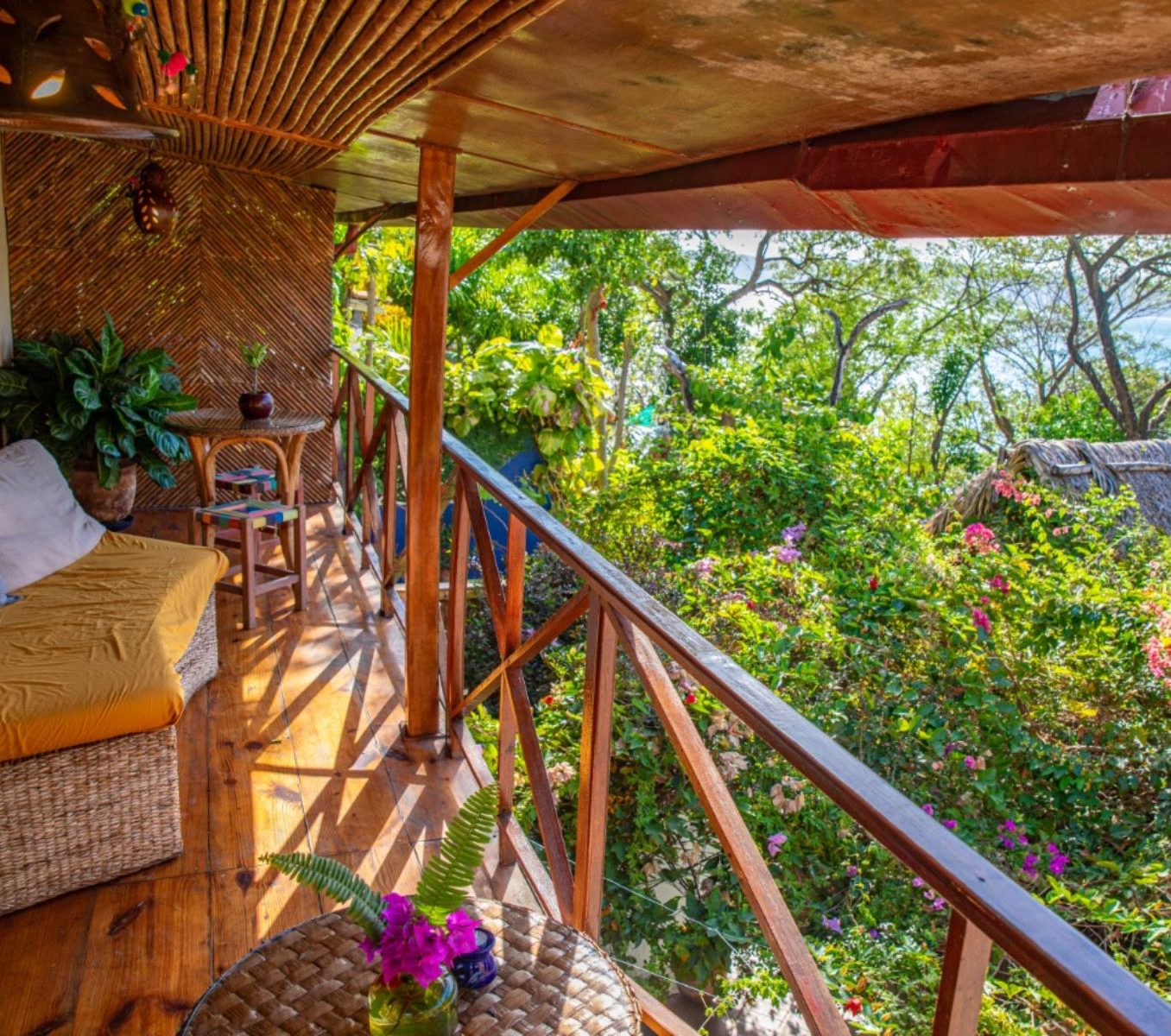 rondreis nicaragua, apoyo lagune, casa marimba balkon