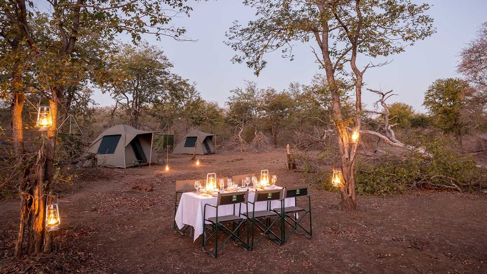 rondreis zuid afrika afria on foot wilderness trail kamp in de avond
