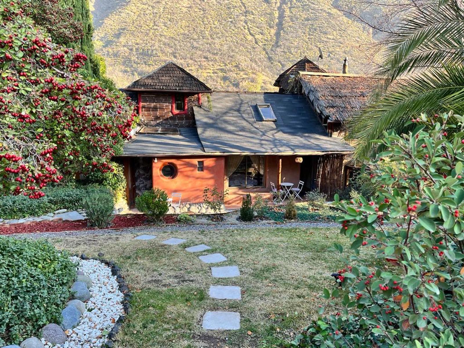 rondreis chili - maipo vallei- altiplanicos cajon del maipo hotel - buitenaanzicht
