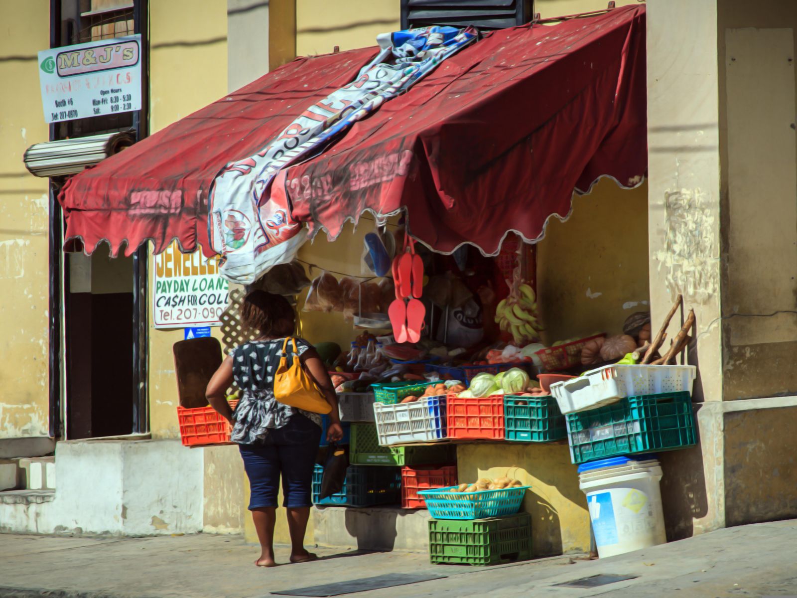 Rondreis Belize, Belize-Stad, groentewinkel