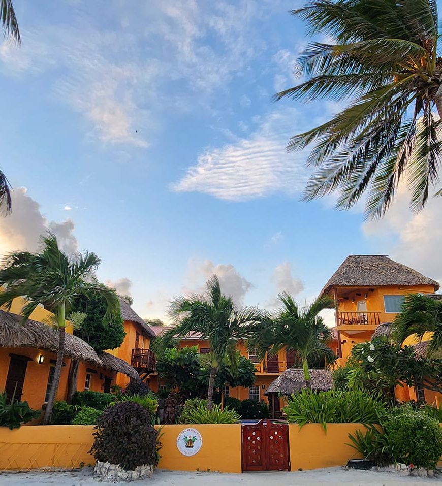 Rondreis Belize, Caye Caulker, Seaside Cabanas, hotel vooraanzicht