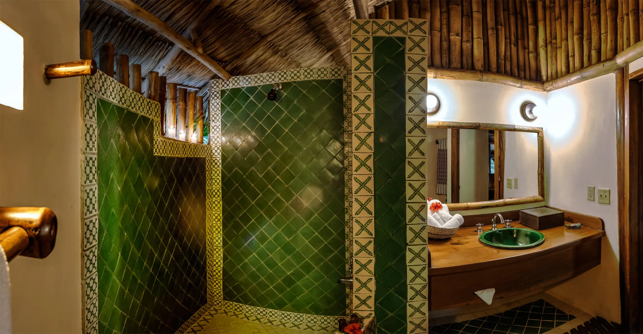 Rondreis Belize, San Ignacio, Blancaneaux Lodge, two bedroom villa badkamer