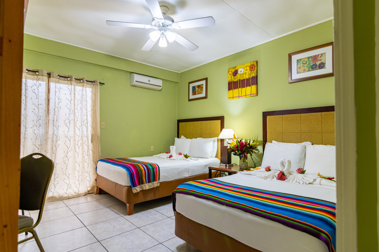 Rondreis Belize, San Ignacio, Cahal Pech, standard twin room