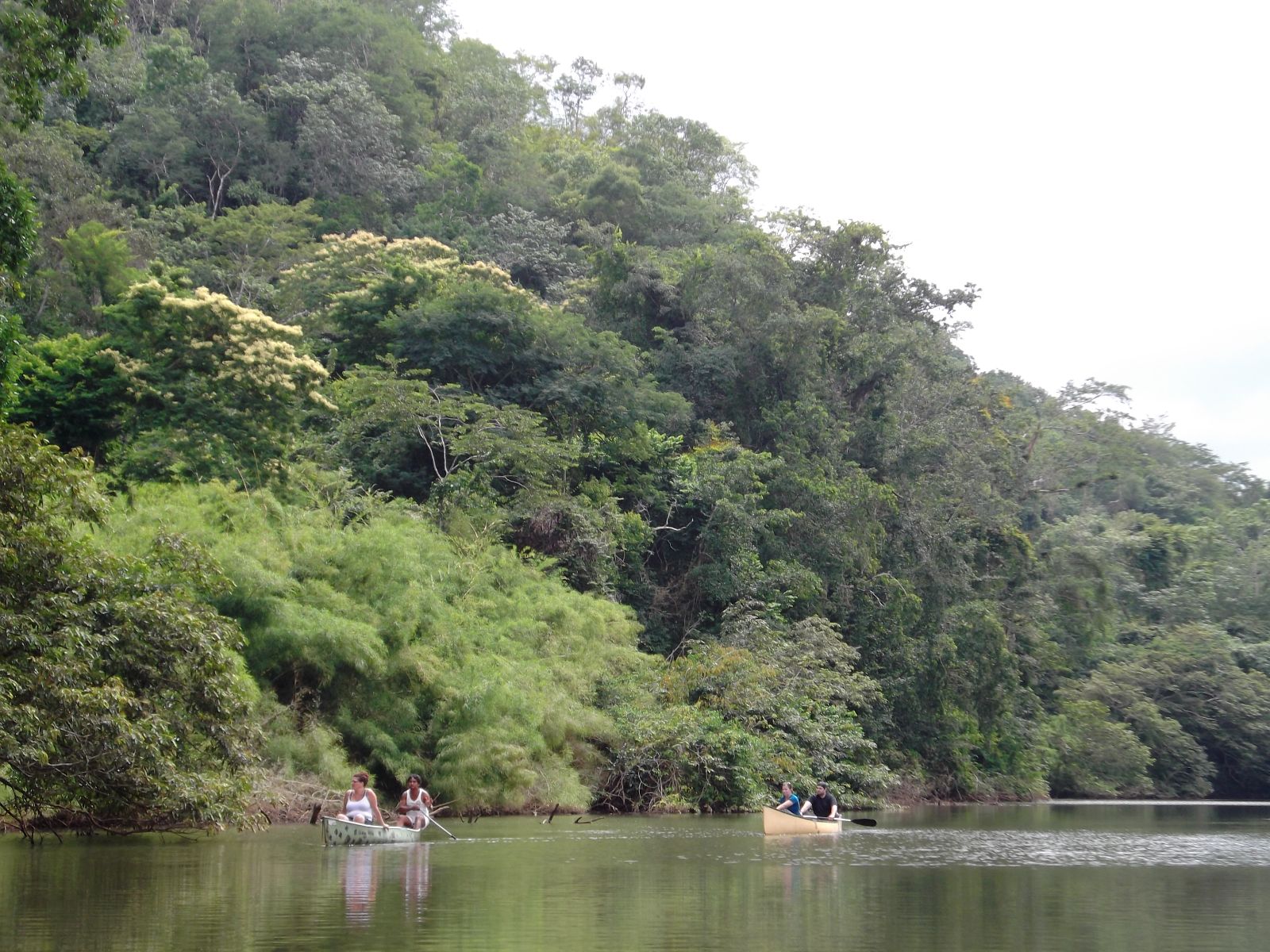 Rondreis Belize, San Ignacio, Kano op meer
