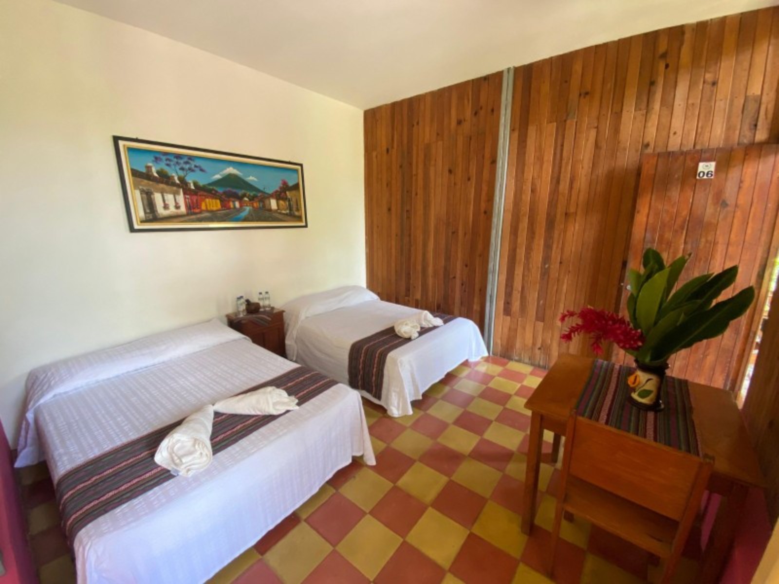 Rondreis Guatemala, Lanquin, El Recreo, triple room