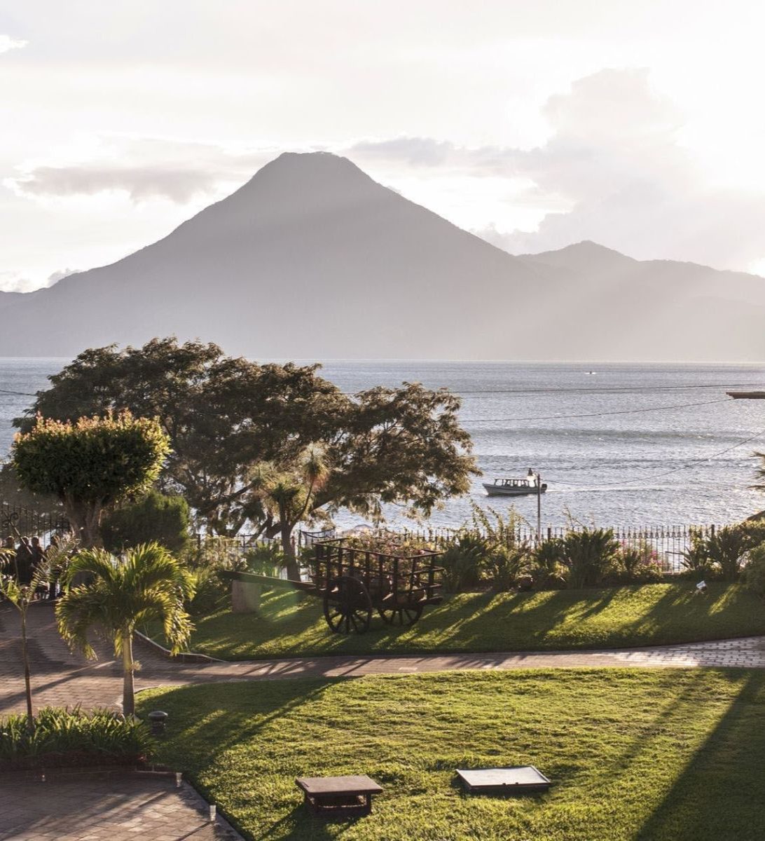 Rondreis Guatemala, Panajachel, Porto del Lago, uitzicht vanaf verblijf