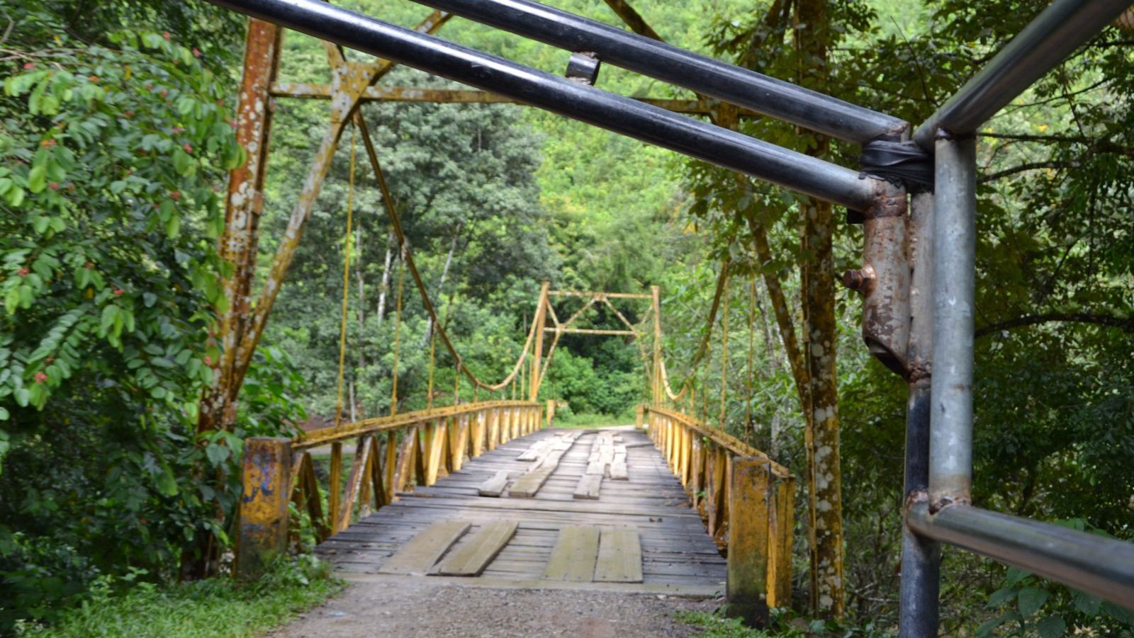 Rondreis Guatemala, Semuc Champey, brug